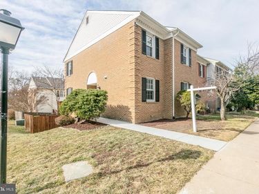 6072 CROWN ROYAL CIRCLE, ALEXANDRIA, VA 22310
