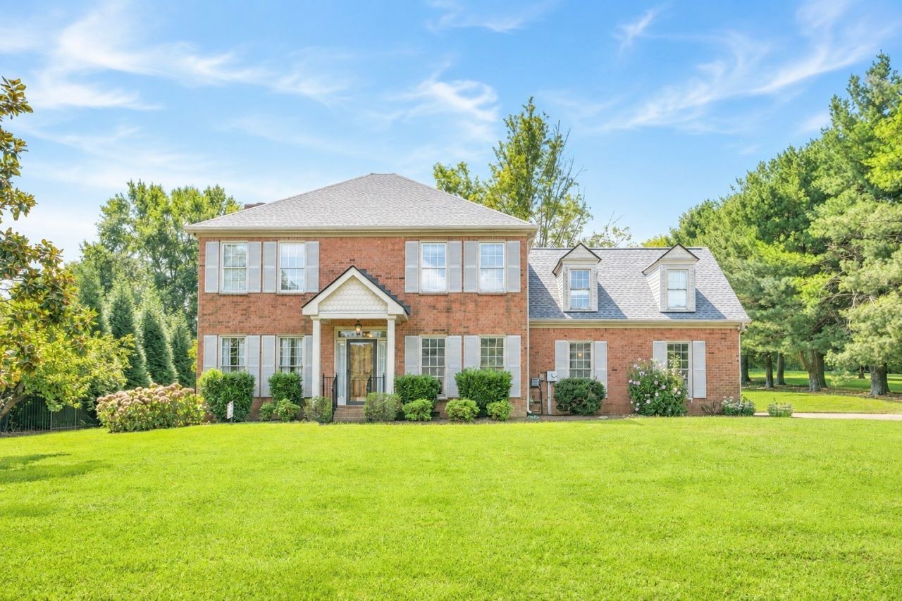 1409 Mayberry Ln, Franklin, TN 37064 Main Photo