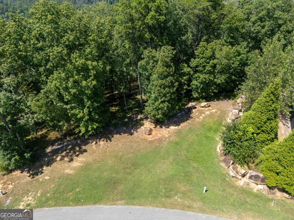 104 Somerset Lane, Emerson, GA 30132