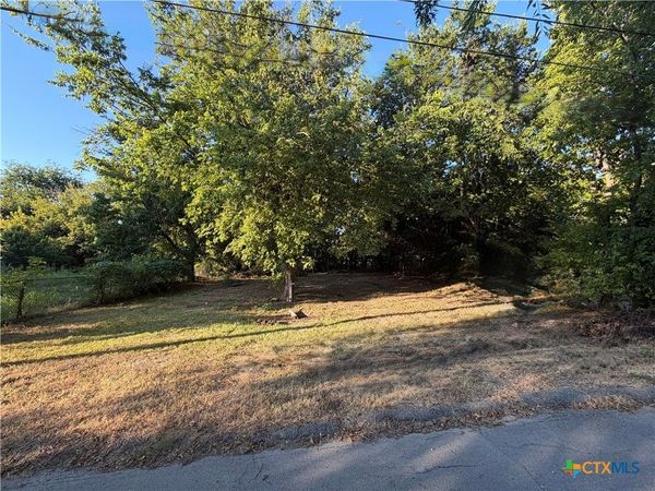 713 E Avenue D, Temple, TX 76501