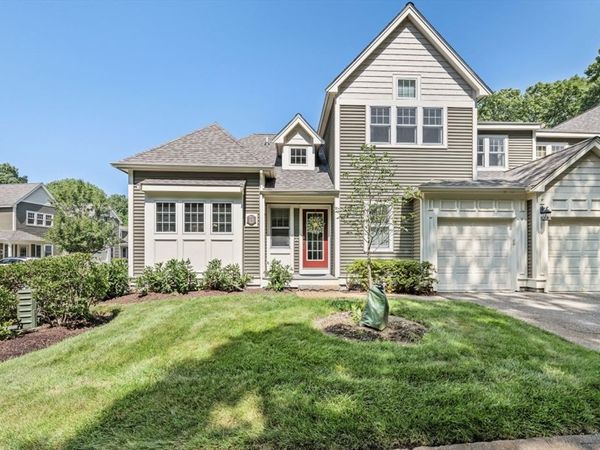 12 Mcneil Circle, Unit 12, Hopkinton, MA 01748