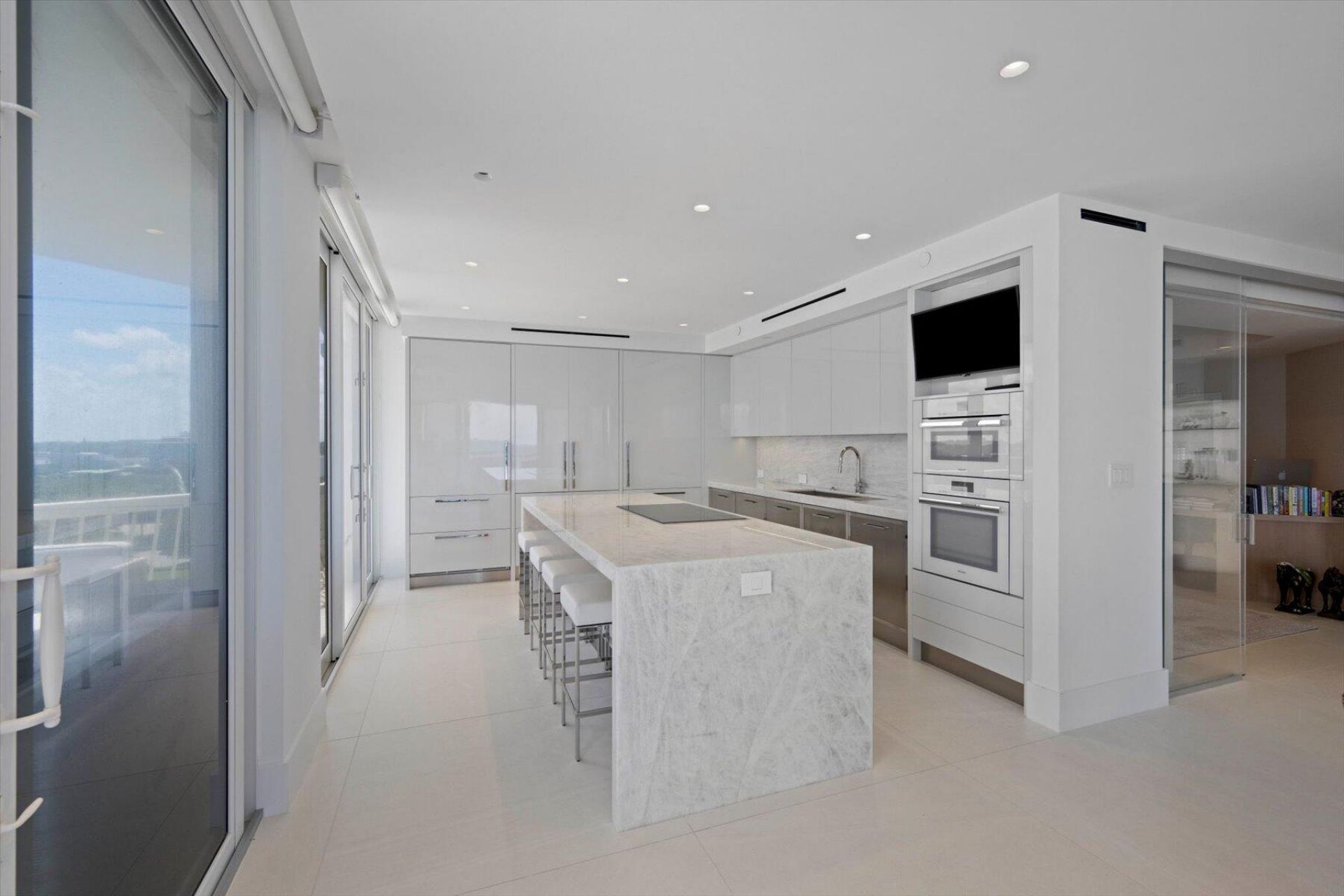 2100 S Ocean Boulevard, Unit 408N, Palm Beach, FL 33480 Photo