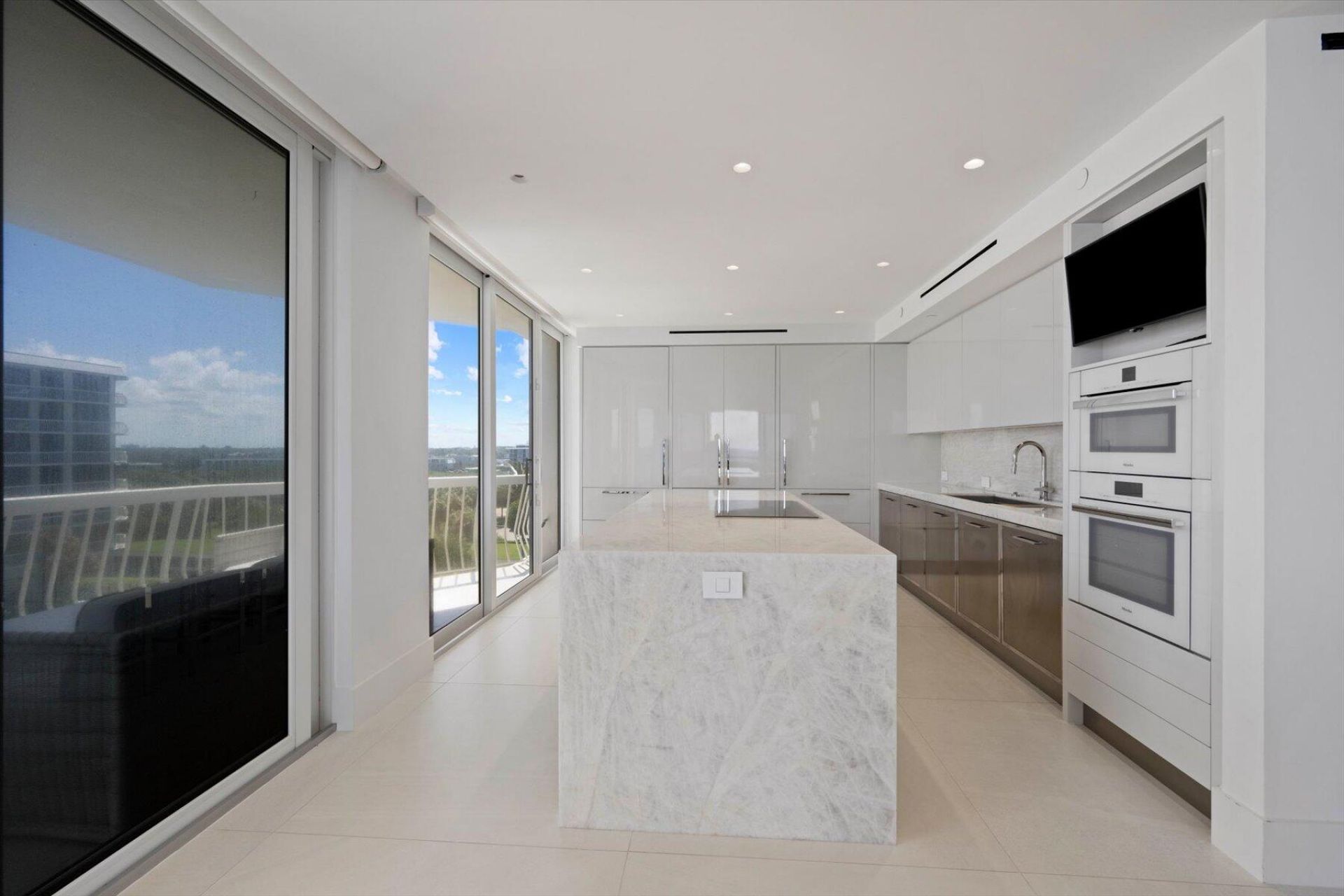 2100 S Ocean Boulevard, Unit 408N, Palm Beach, FL 33480 Photo