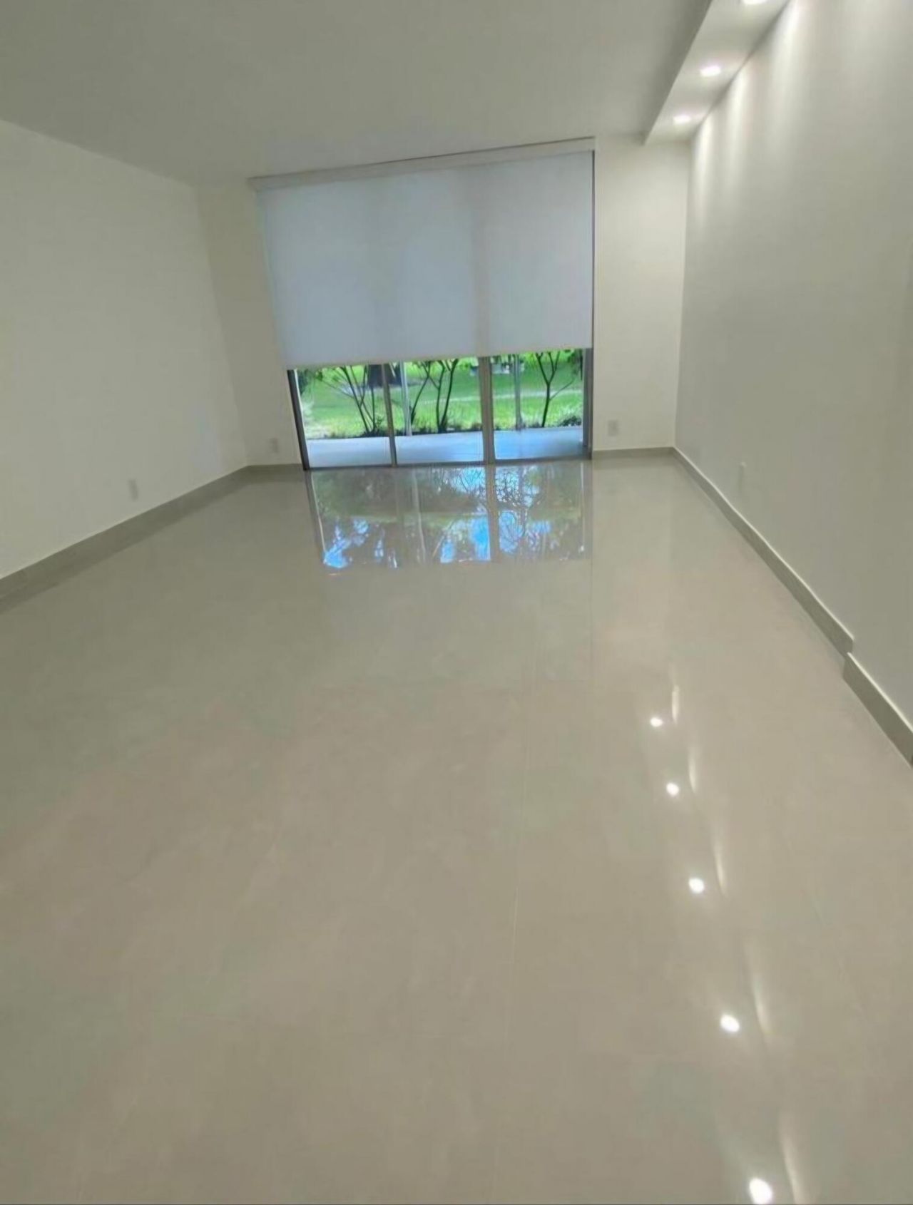 2600 NW 49th Avenue, Unit 112, Lauderdale Lakes, FL 33313 Photo