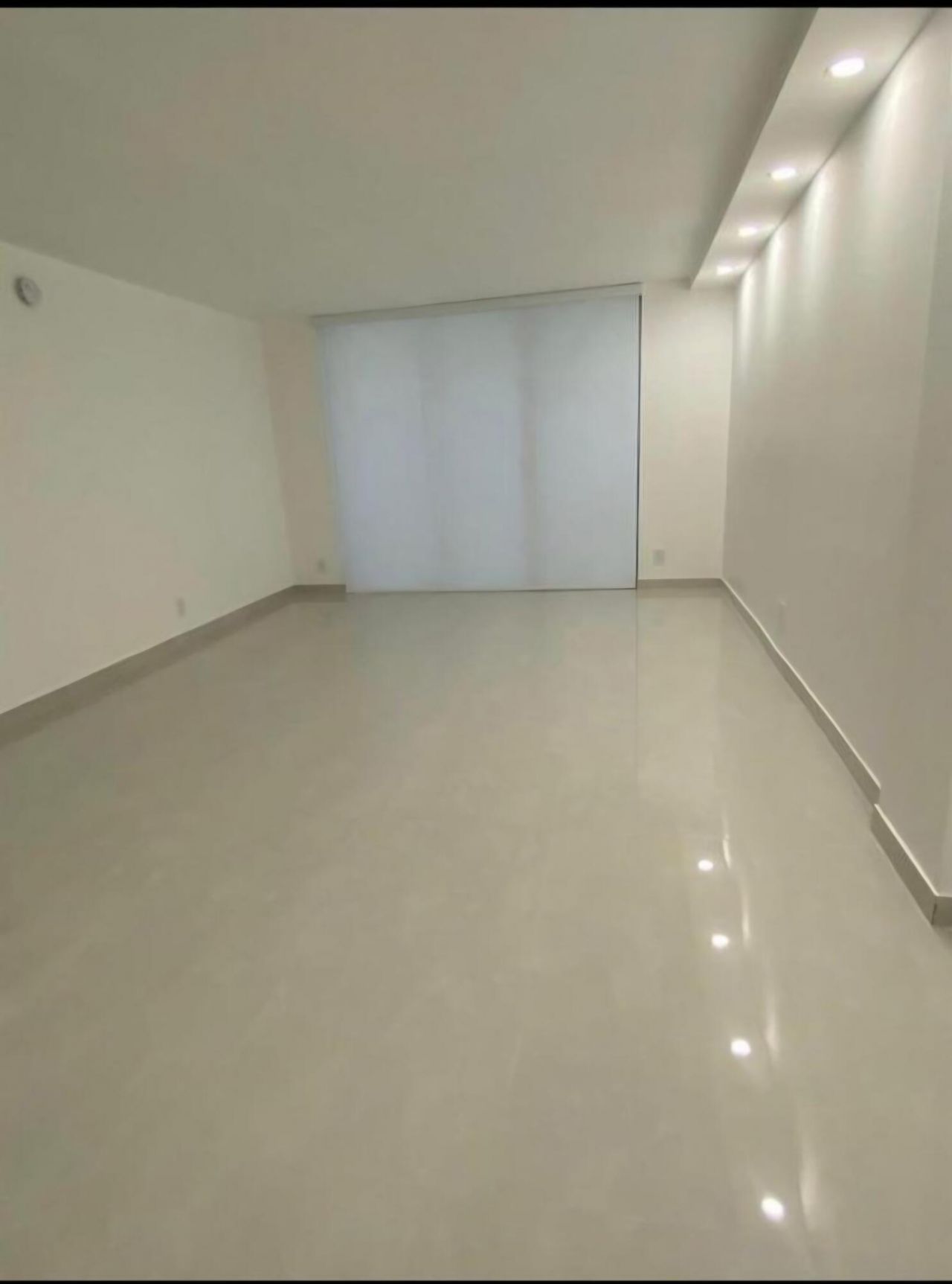 2600 NW 49th Avenue, Unit 112, Lauderdale Lakes, FL 33313 Photo