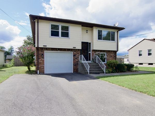 124 Mazarin, Springfield, MA 01151