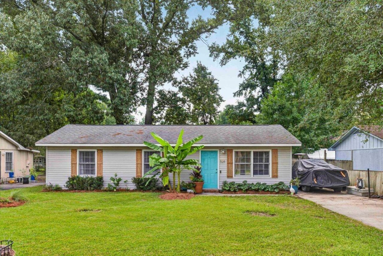 524 Mary Scott Drive Photo 1