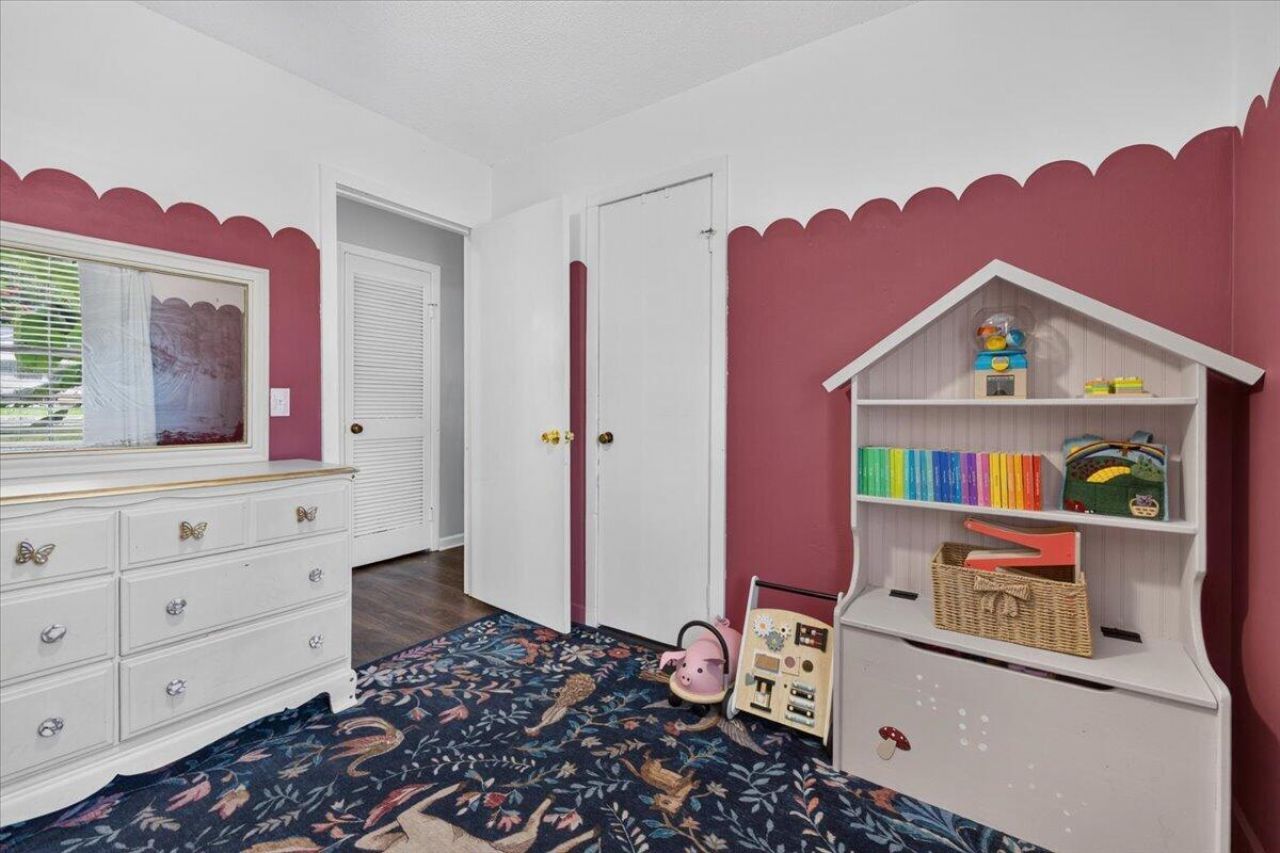 524 Mary Scott Drive Photo 16