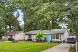 524 Mary Scott Drive photo 4