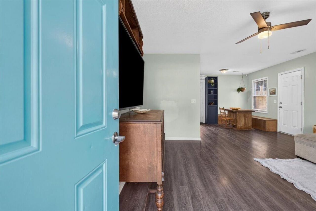 524 Mary Scott Drive Photo 4
