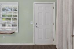 524 Mary Scott Drive photo 4