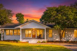1259 Harbor View Lane photo 4