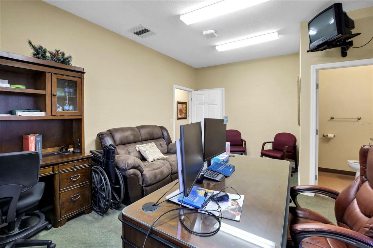 2221 North Boulevard W, Davenport, FL 33837 Photo