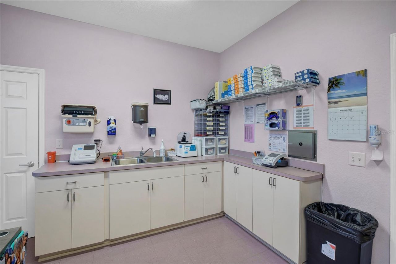 2221 North Boulevard W, Davenport, FL 33837 Photo