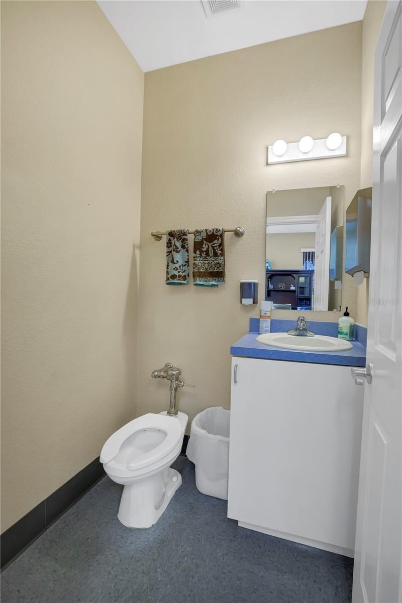 2221 North Boulevard W, Davenport, FL 33837 Photo