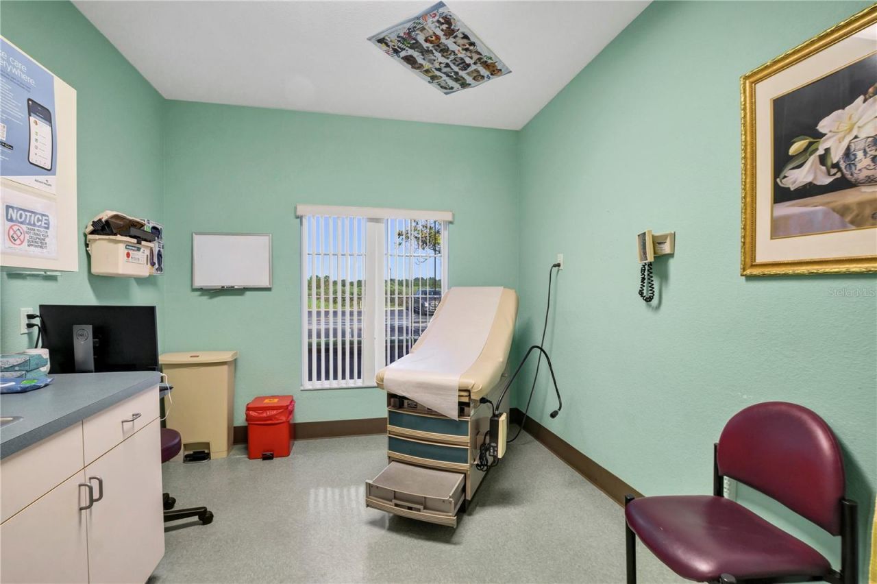 2221 North Boulevard W, Davenport, FL 33837 Photo