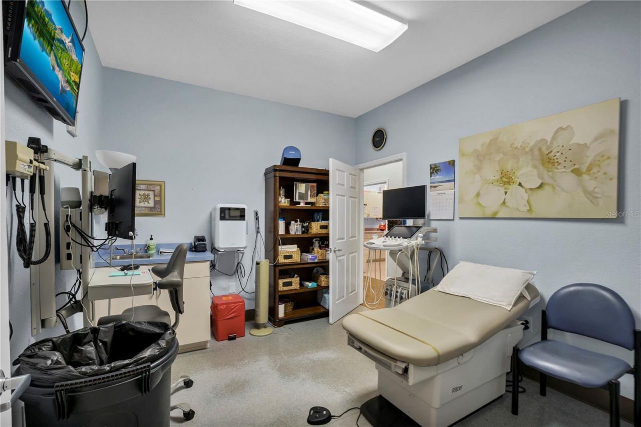 2221 North Boulevard W, Davenport, FL 33837 Photo