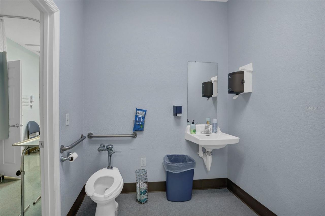 2221 North Boulevard W, Davenport, FL 33837 Photo