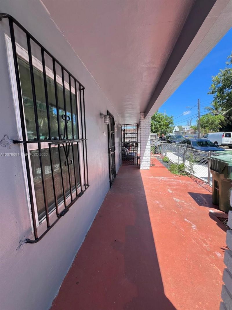 2140 NW 1st Ter, Unit A, Miami, FL 33125 Photo