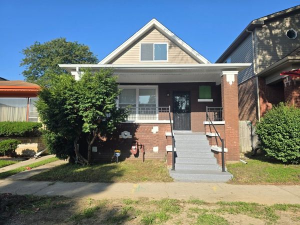 7718 S King Drive , Chicago, IL 60619