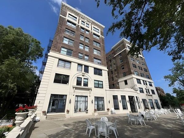 1205 W Sherwin Avenue , Unit 301, Chicago, IL 60626