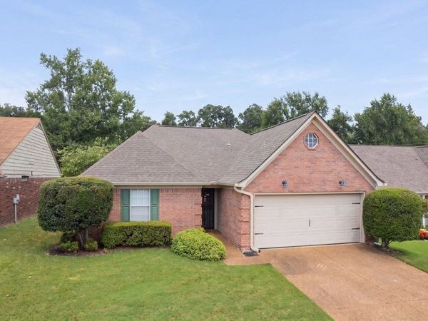 9590 DALY DR, Lakeland, TN 38002