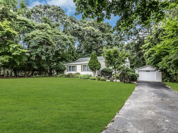 176 N Side Road , Wading River, NY 11792