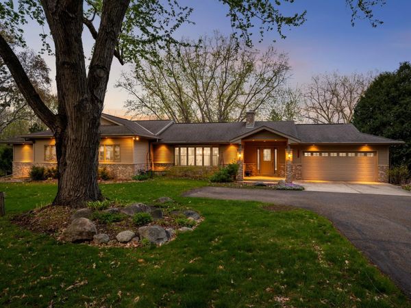 2120 Queensland Lane N, Plymouth, MN 55447