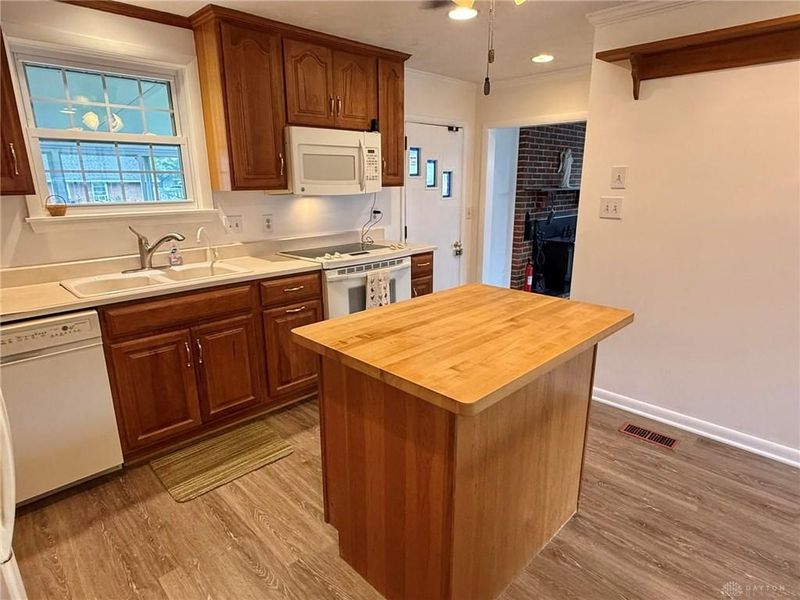 705 Kirkwood Drive, Vandalia, OH 45377 Photo 14