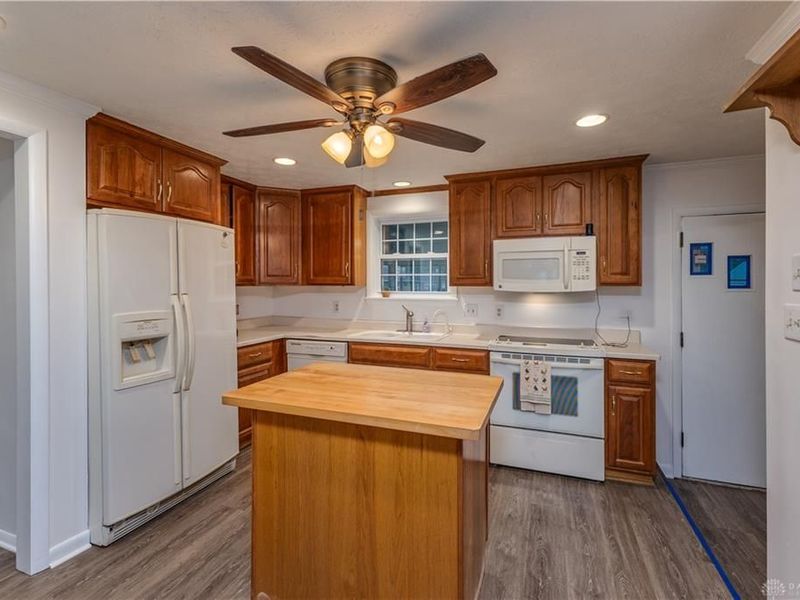 705 Kirkwood Drive, Vandalia, OH 45377 Photo 8