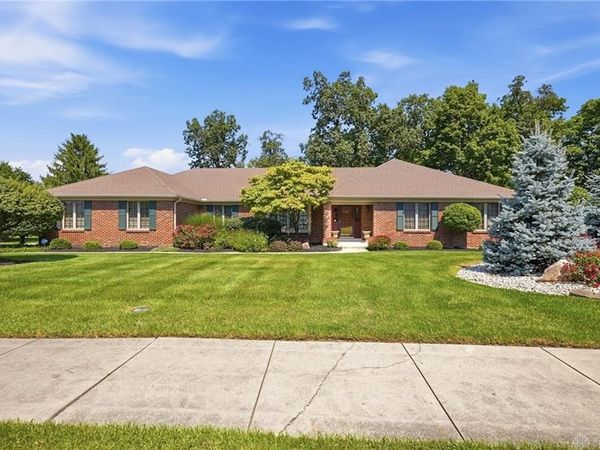 2281 Vienna Parkway, Miami Township, OH 45459