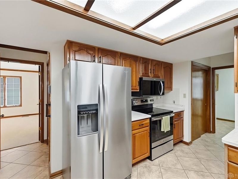 2281 Vienna Parkway, Miami Township, OH 45459 Photo 16