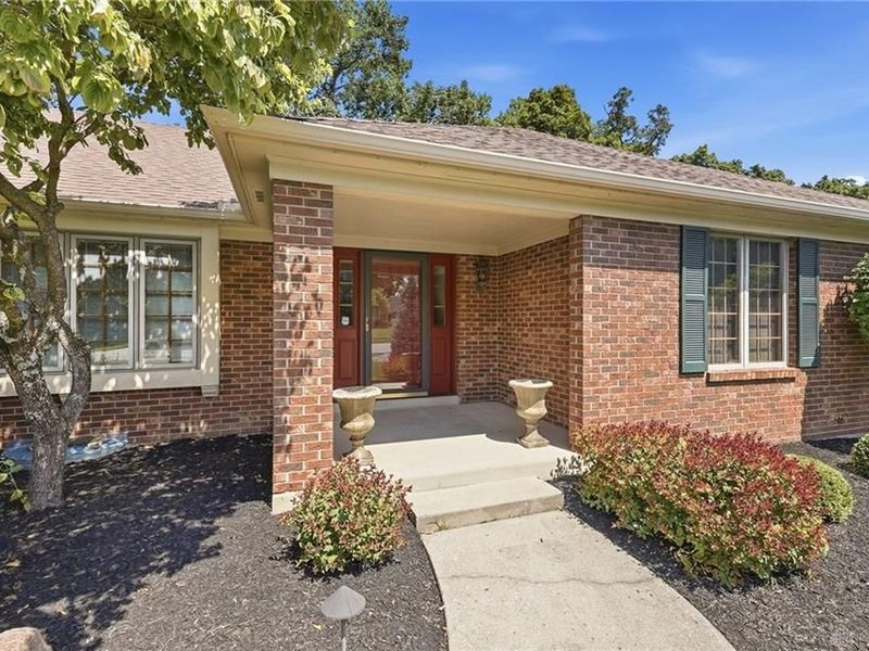 2281 Vienna Parkway, Miami Township, OH 45459 Photo 3