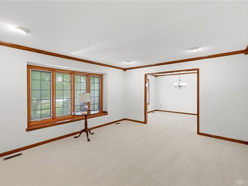 2281 Vienna Parkway, Miami Township, OH 45459 Photo 5