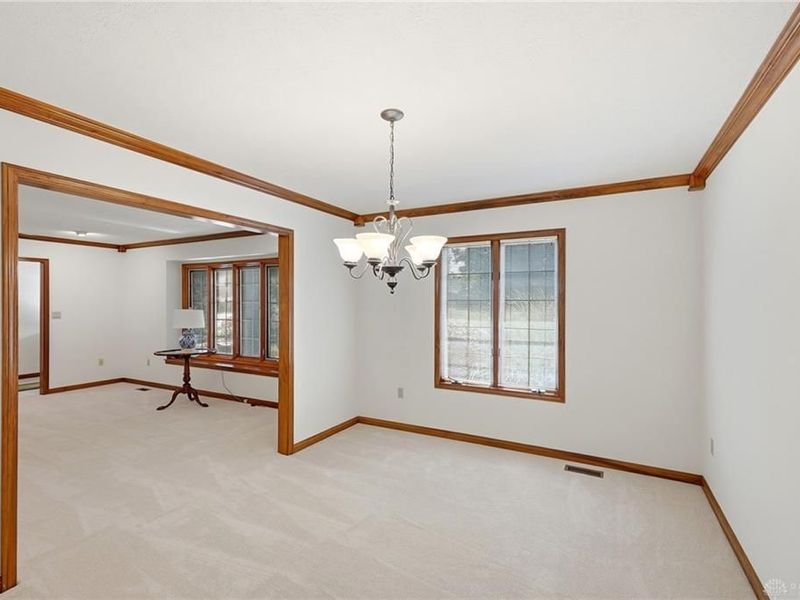 2281 Vienna Parkway, Miami Township, OH 45459 Photo 7
