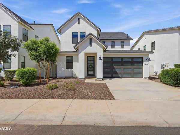 3592 W COBALT Court, San Tan Valley, AZ 85144