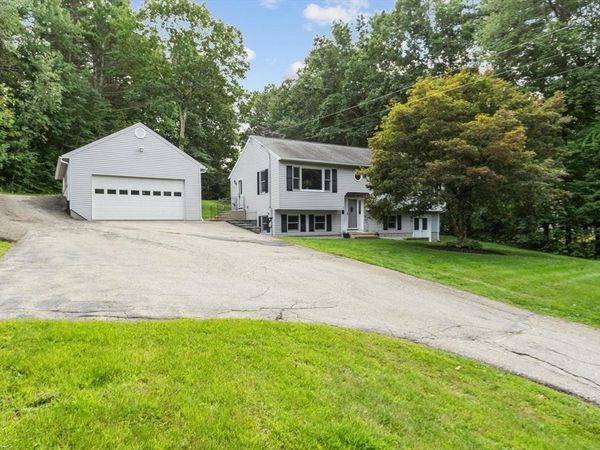 44 W Brookfield Rd, North Brookfield, MA 01535