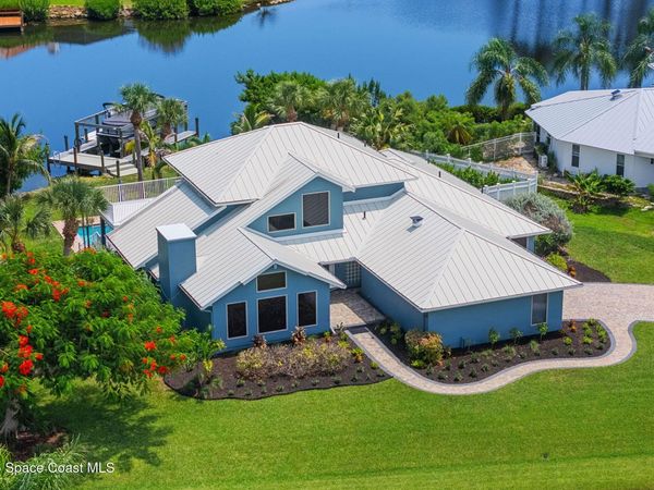 100 Lanternback Island Drive , Satellite Beach, FL 32937