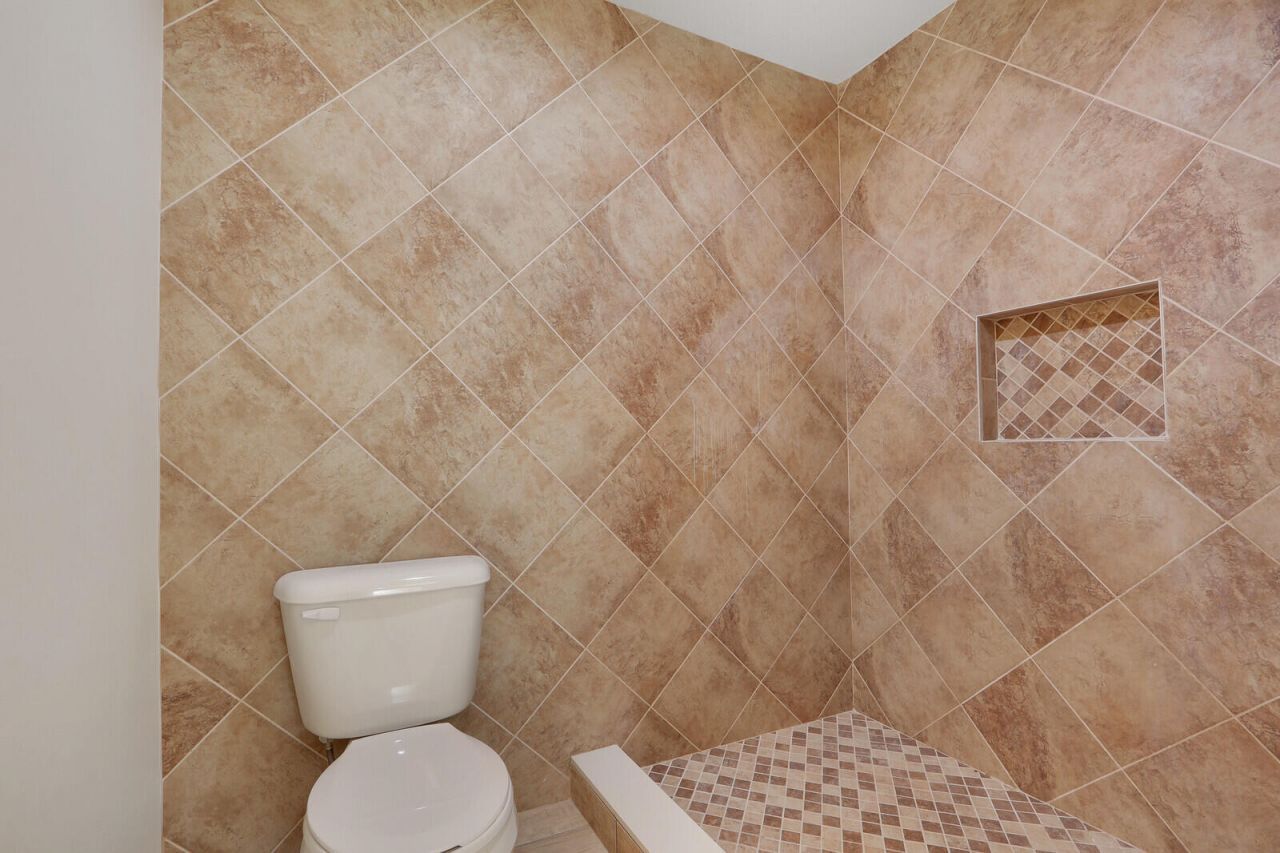 8340 SE Camellia Drive, Hobe Sound, FL 33455 Photo