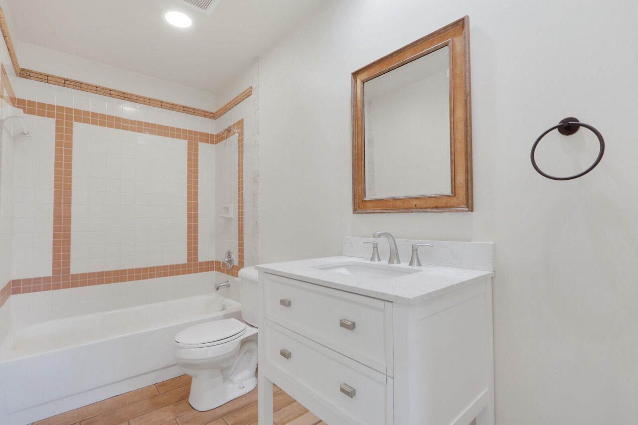 8340 SE Camellia Drive, Hobe Sound, FL 33455 Photo
