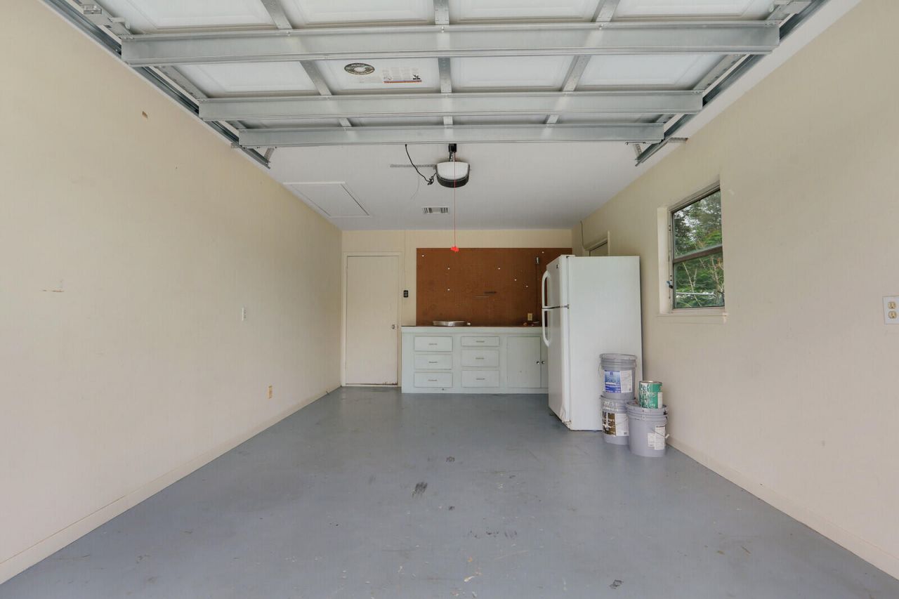 8340 SE Camellia Drive, Hobe Sound, FL 33455 Photo