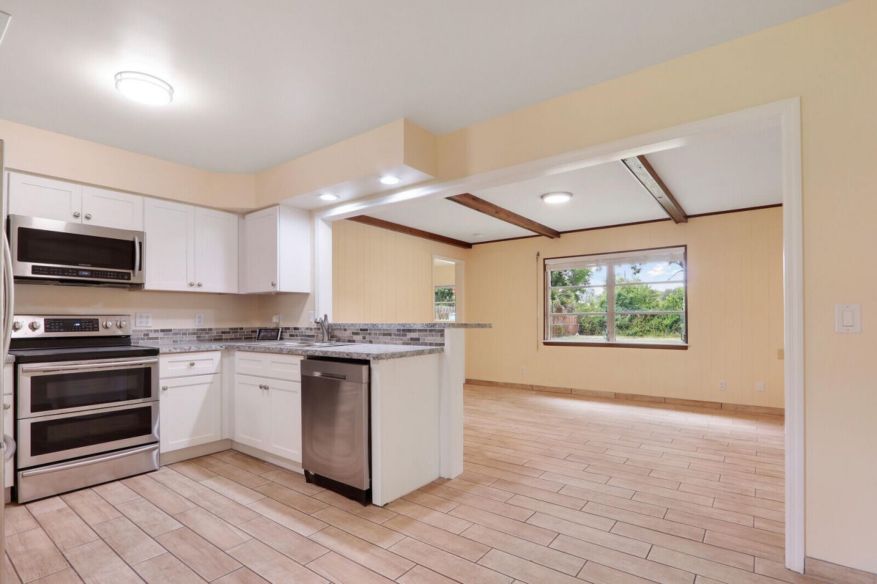 8340 SE Camellia Drive, Hobe Sound, FL 33455 Photo