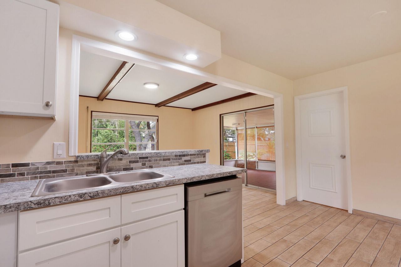 8340 SE Camellia Drive, Hobe Sound, FL 33455 Photo