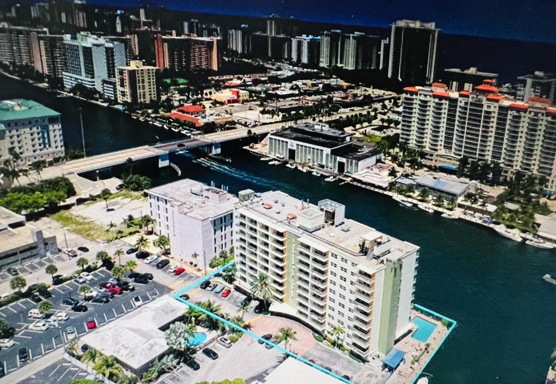 2900 NE 30th Street, Fort Lauderdale, FL 33306 Photo