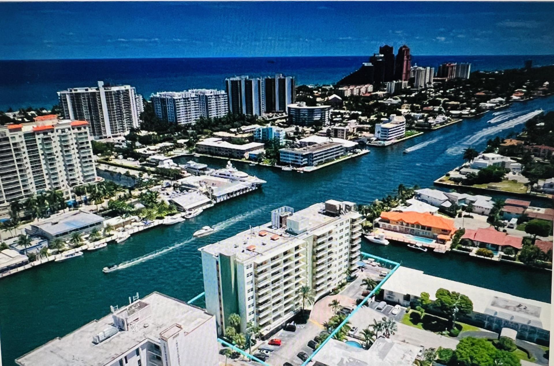 2900 NE 30th Street, Fort Lauderdale, FL 33306 Photo