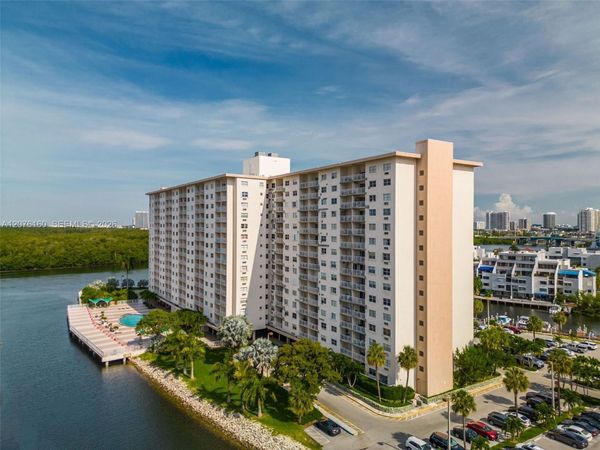 400 Kings Point Dr , Unit 822-23, Sunny Isles Beach, FL 33160