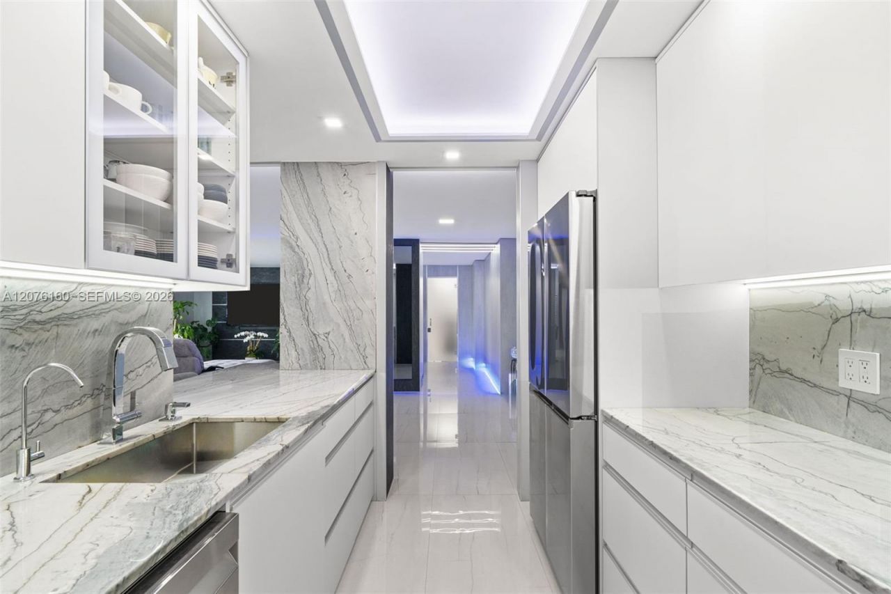 400 Kings Point Dr , Unit 822-23, Sunny Isles Beach, FL 33160 Photo