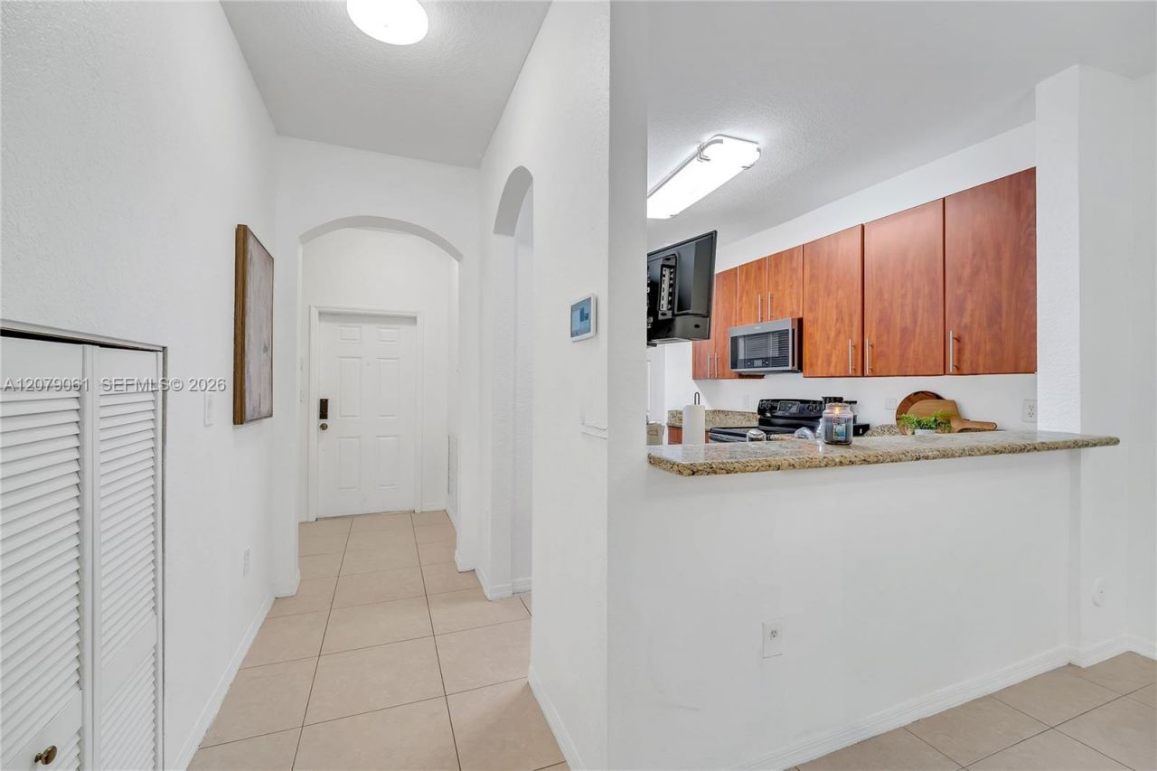 8999 SW 18th St , Unit 1401, Miramar, FL 33025 Photo