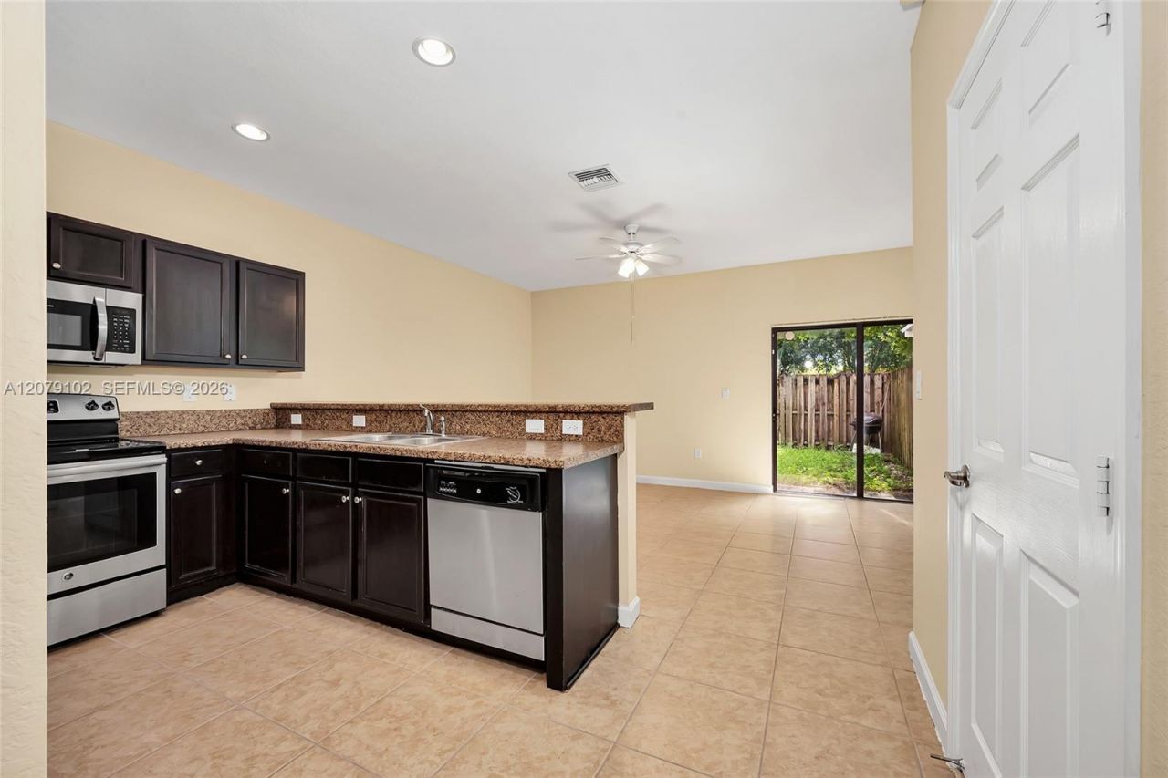 755 SE 32nd Ter , Unit 755, Homestead, FL 33033 Photo