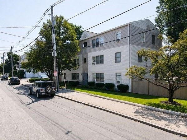 5 Washington St, Unit 12, Medford, MA 02155